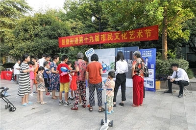 黨建引領(lǐng)新服務(wù) 文化經(jīng)紀(jì)人在“共建、共治、共享”治理新模式下的探索與實(shí)踐